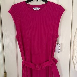 Sz L NWT Fuchsia Belted Dress